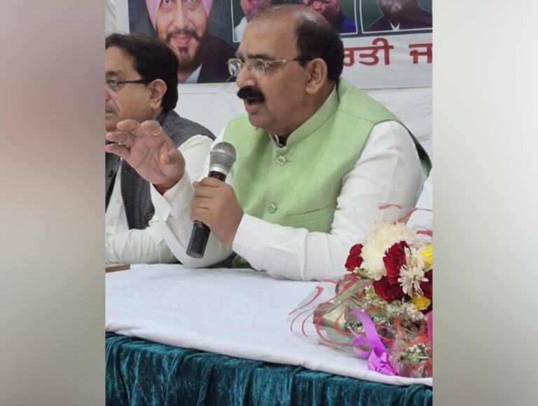 MPs’ defection row: Ashwani Sharma criticises Mann over silence on graft allegations