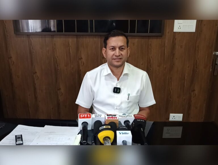 Forest guard suspended over alleged misconduct with female Van Mitra in Dharamshala
