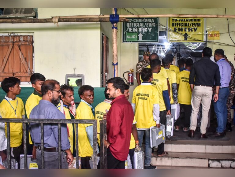 NDA takes commanding lead in Assam