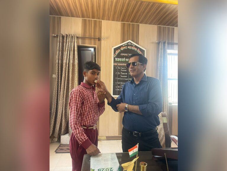Iron worker’s son from Panchkula scores 98 pc in HBSE Class 10 exams