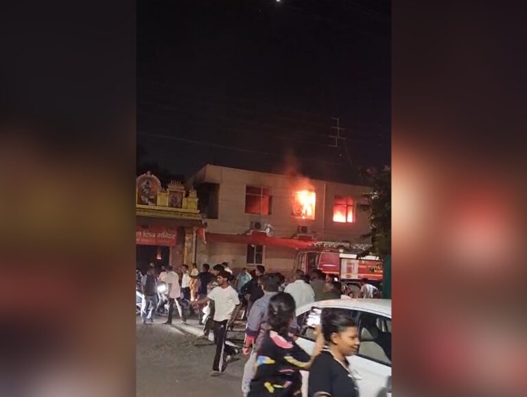 Short circuit sparks fire at Sector-9 Shiv Mandir in Panchkula