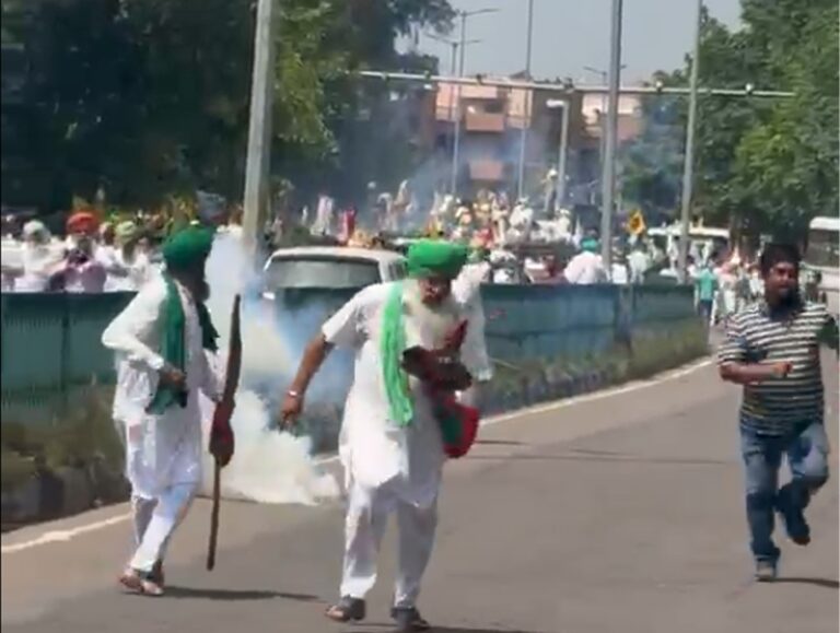 Chd Police fire tear gas to disperse Punjab farmers marching towards Lok Bhavan
