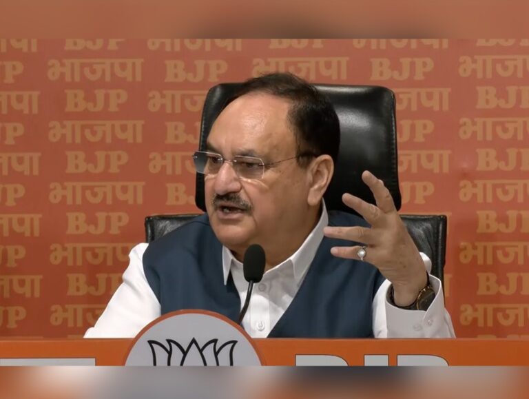 Union Minister JP Nadda seeks blessings at Naina Devi Temple