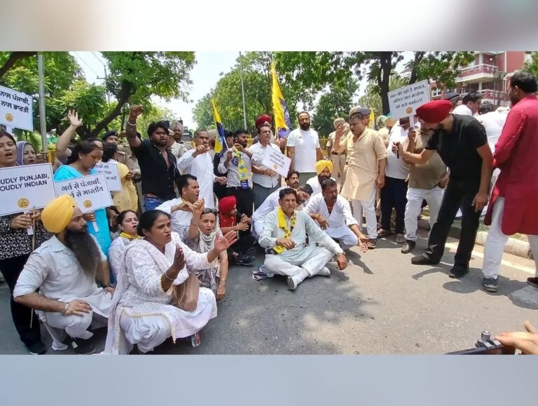 AAP, Cong and SAD target BJP over ‘anti-punjabi’ remark