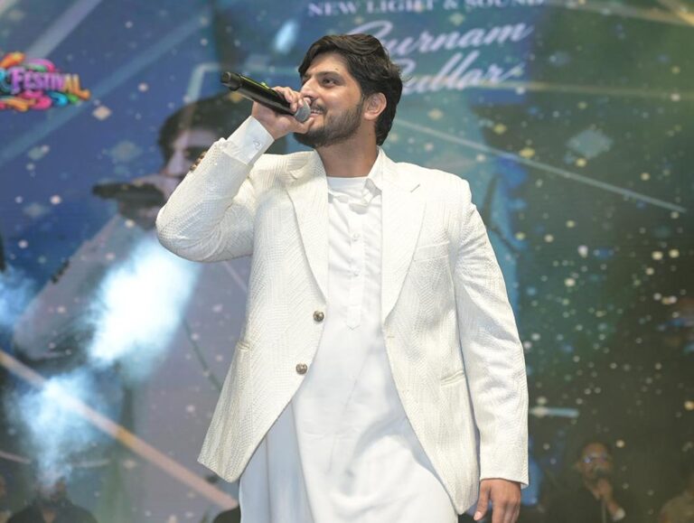 Gurnam Bhullar lights up fourth cultural evening of Shimla Summer Festival; CM to attend Final night