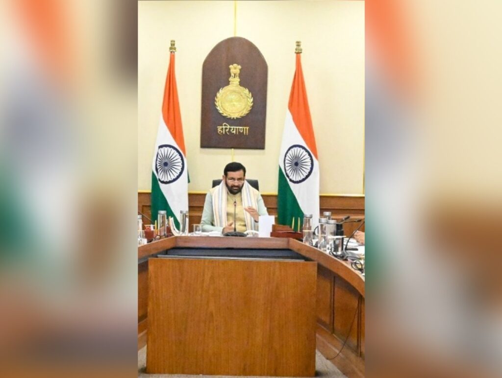 Michael Clarke, Haryana CM Discuss Youth Cricket and Sports Cooperation