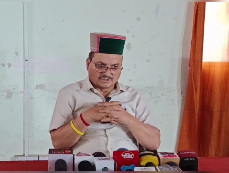 Manoj Thakur slams Neeraj Bharti over remarks against Himachal CM