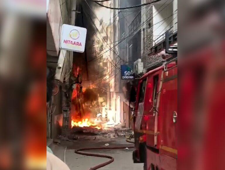 21 killed in Delhi fire, hotel owner held