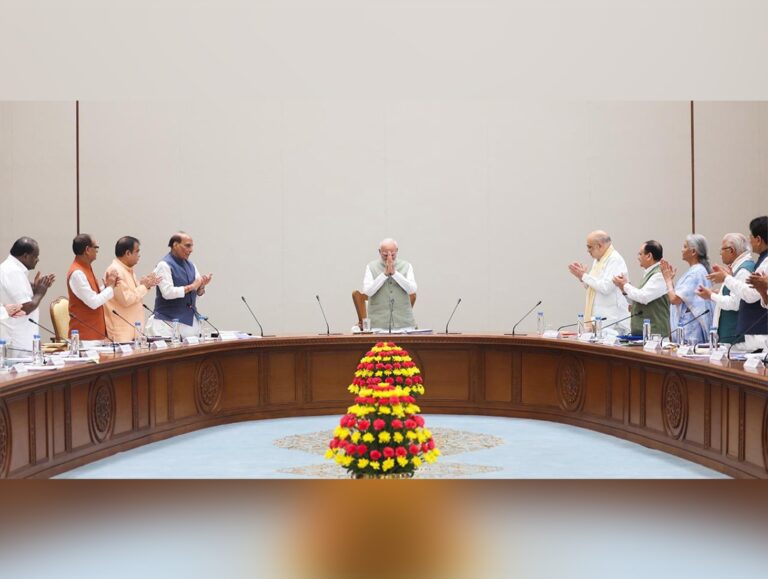 Cabinet applauds Modi on record PM tenure