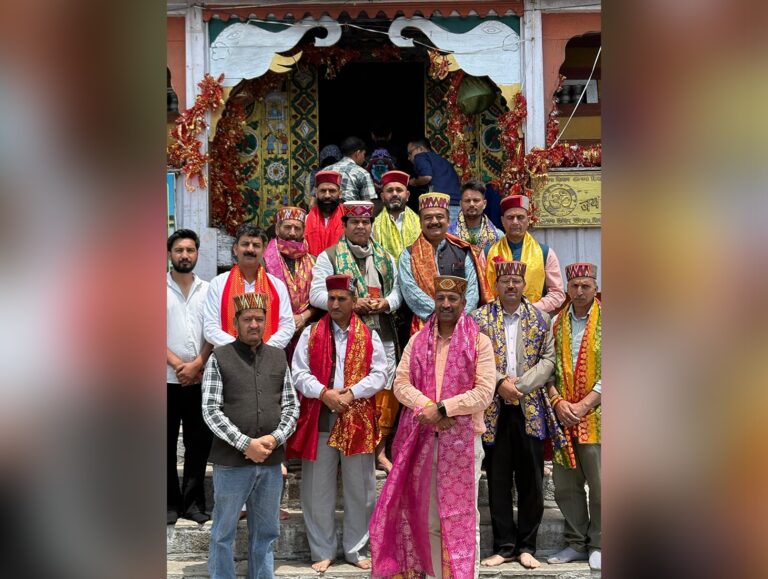 BJP State incharge Shrikant Sharma receives a grand welcome in Kullu