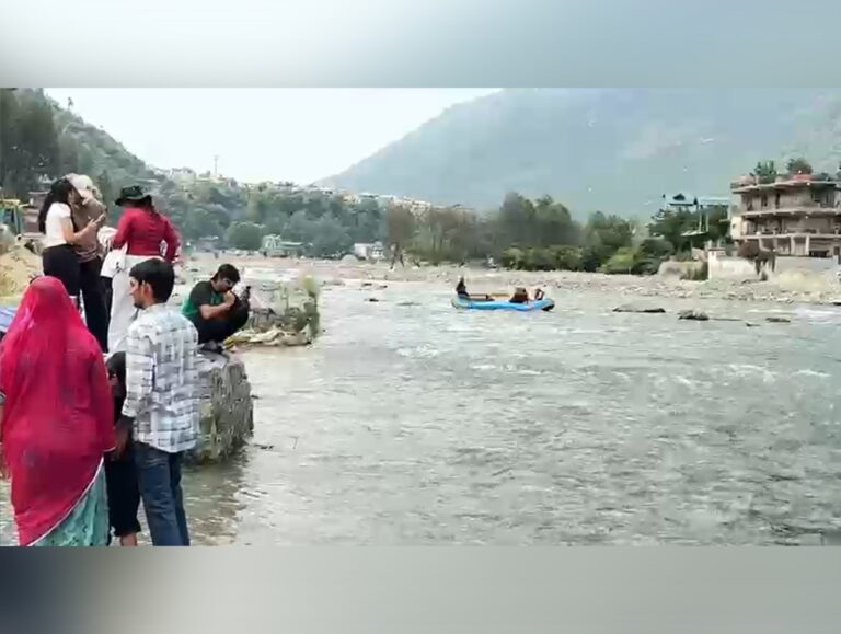 Manali and Lahaul witness tourist rush as summer heat drives visitors to hills