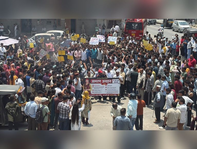 Villagers protest outside Kullu hospital over woman’s death after childbirth